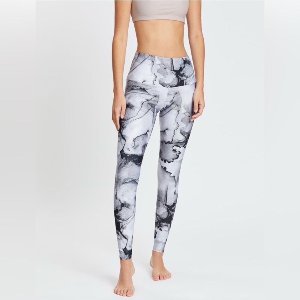 Onzie Monochrome Marble Design High Rise Full Length Yoga Leggings
